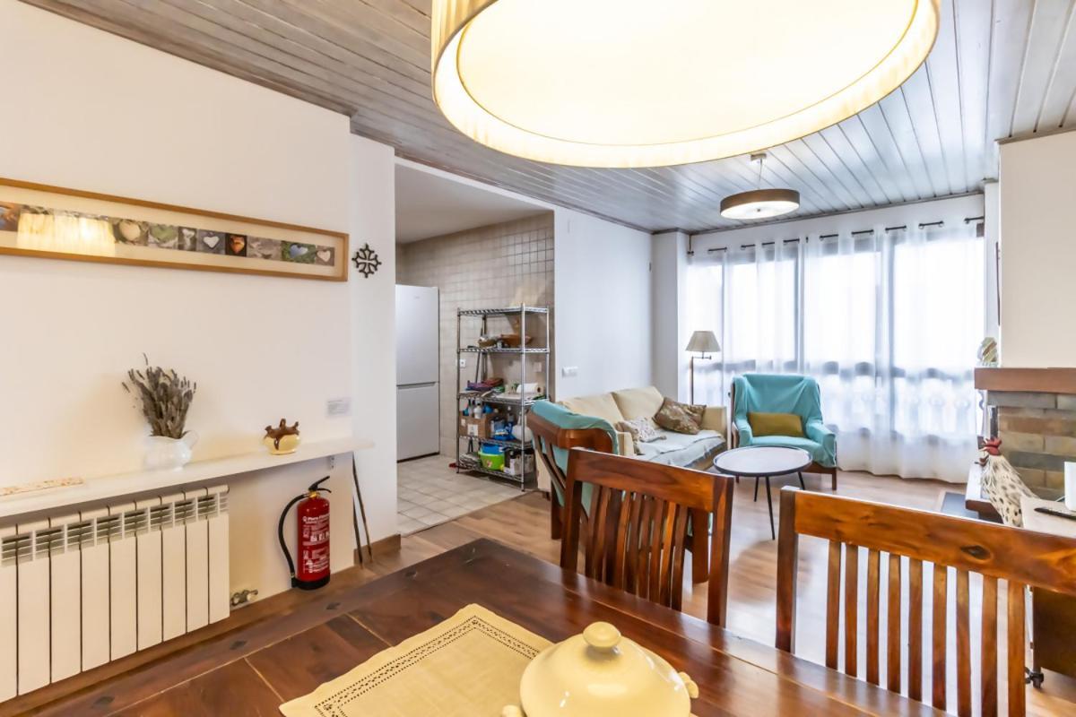 Apartamento San Fabian De Bossost Ngoại thất bức ảnh