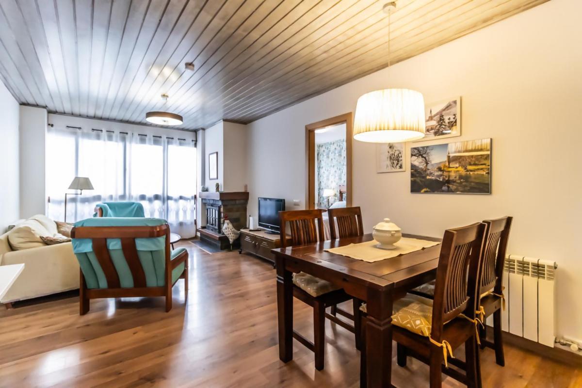 Apartamento San Fabian De Bossost Ngoại thất bức ảnh