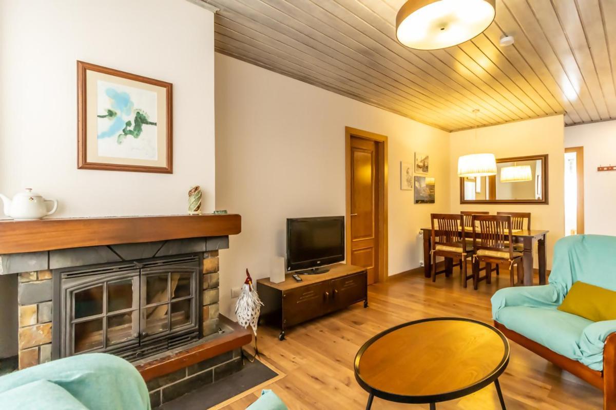 Apartamento San Fabian De Bossost Ngoại thất bức ảnh